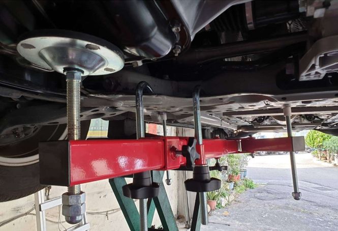 Hovedbilde Universal motorstøtte 3996-WW