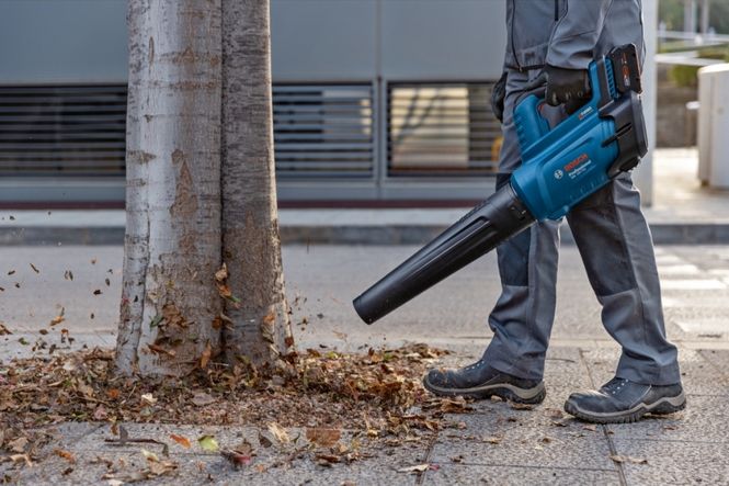 Hovedbilde Bosch Løvblåser GBL 18V-750 Solo