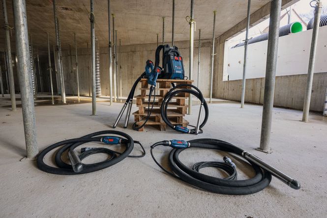 Hovedbilde BOSCH BETONGVIBRATOR GDI50-65D 